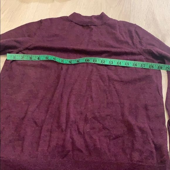 Badgley Mischka 100% Merino Wool Eggplant Sweater - Picture 8 of 8